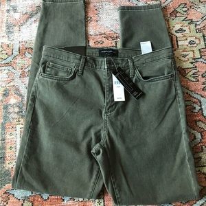 NWT Banana Republic Factory skinny jeans